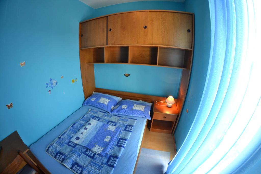 Apartmani Jenny I Tania Lopar Exterior foto