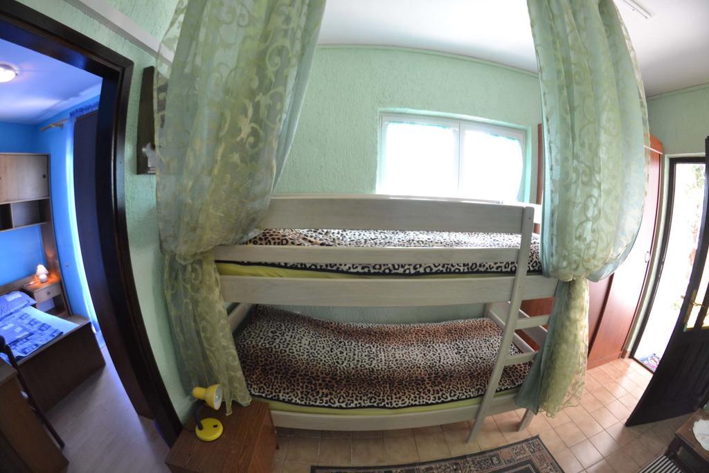 Apartmani Jenny I Tania Lopar Exterior foto