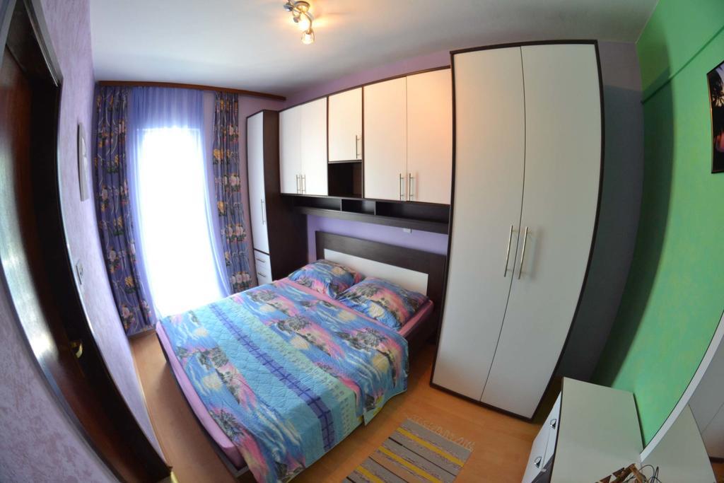 Apartmani Jenny I Tania Lopar Exterior foto