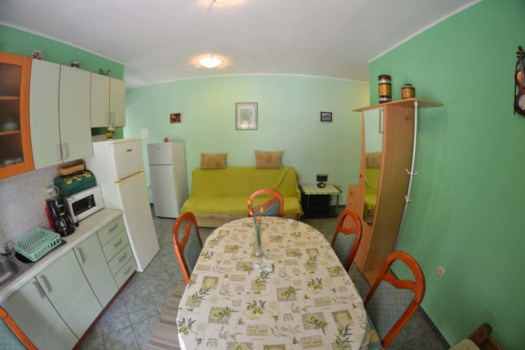 Apartmani Jenny I Tania Lopar Exterior foto