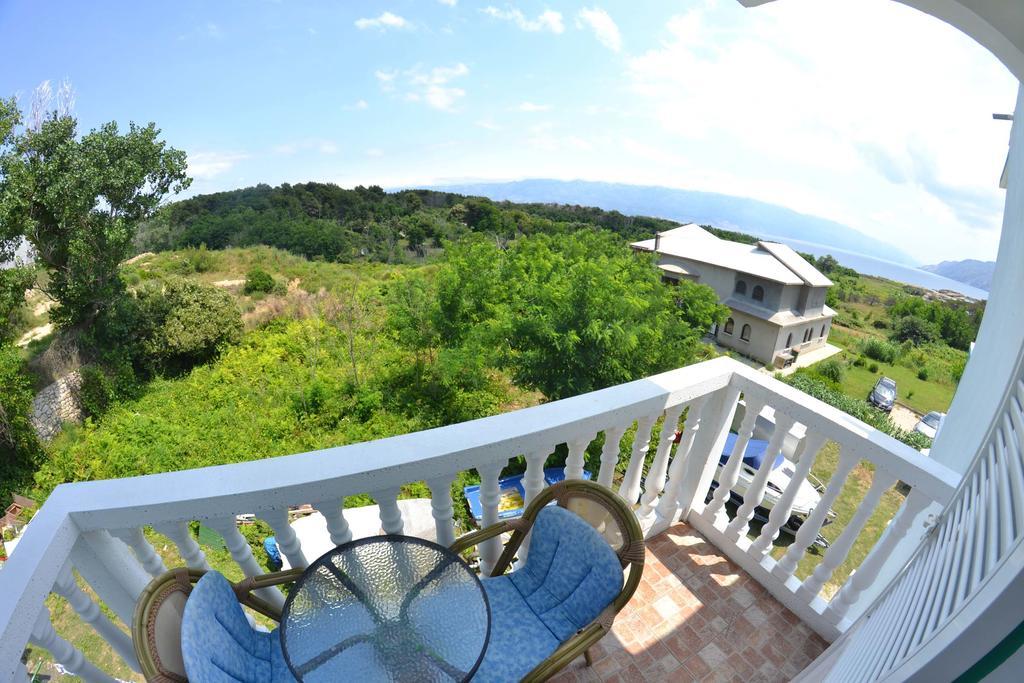 Apartmani Jenny I Tania Lopar Exterior foto