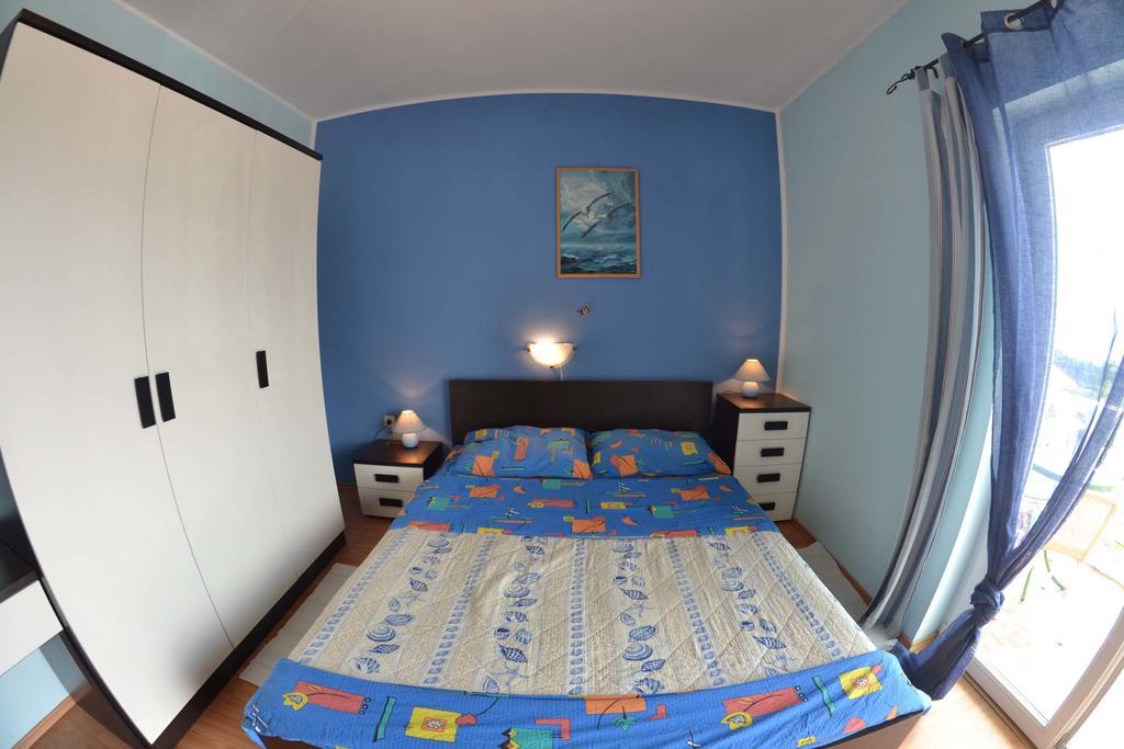 Apartmani Jenny I Tania Lopar Exterior foto