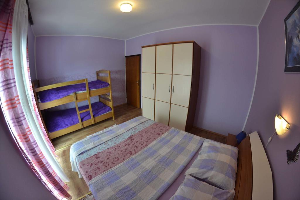 Apartmani Jenny I Tania Lopar Exterior foto