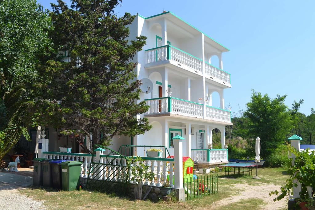 Apartmani Jenny I Tania Lopar Exterior foto